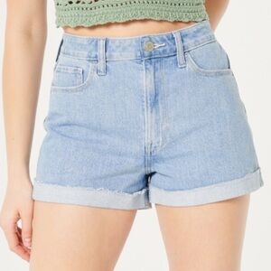 NWT 🩵 Hollister mom shorts